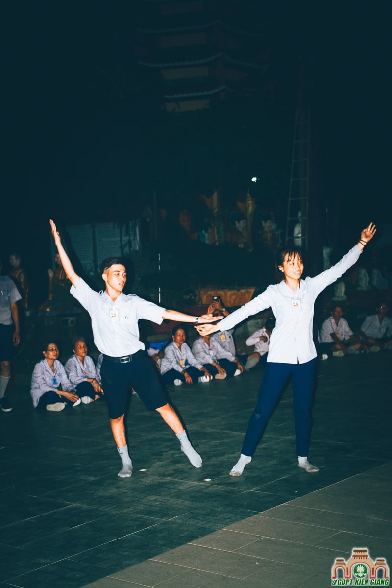 Đêm lửa trại Liên trại huấn luyện huynh trưởng Lộc Uyển XIII – A Dục XIII – Huyền Trang IV