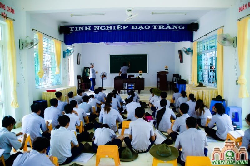 Một số hình ảnh sinh hoạt tại Liên trại huấn luyện huynh trưởng Lộc Uyển XIII – A Dục XIII – Huyền Trang IV