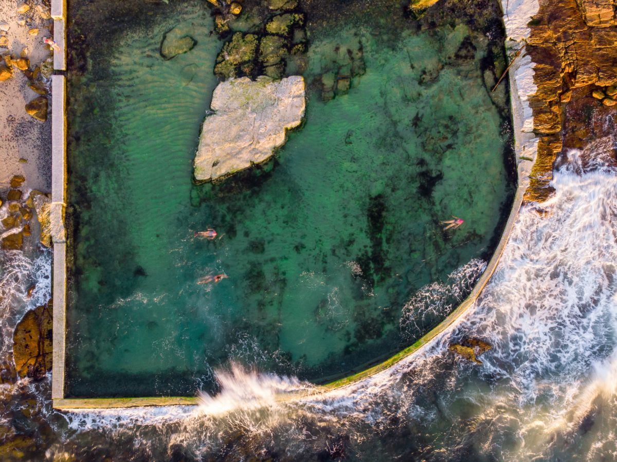 From above: Where land meets sea (Nơi đất liền gặp biển) - tác giả: jaycaboz