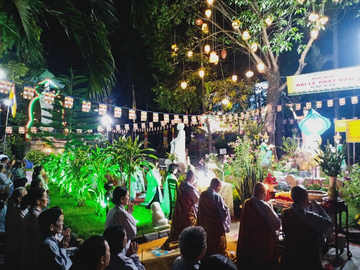 Le Phat Dan 2564 Cua Gdpt Tam Bao Ha Tien 07