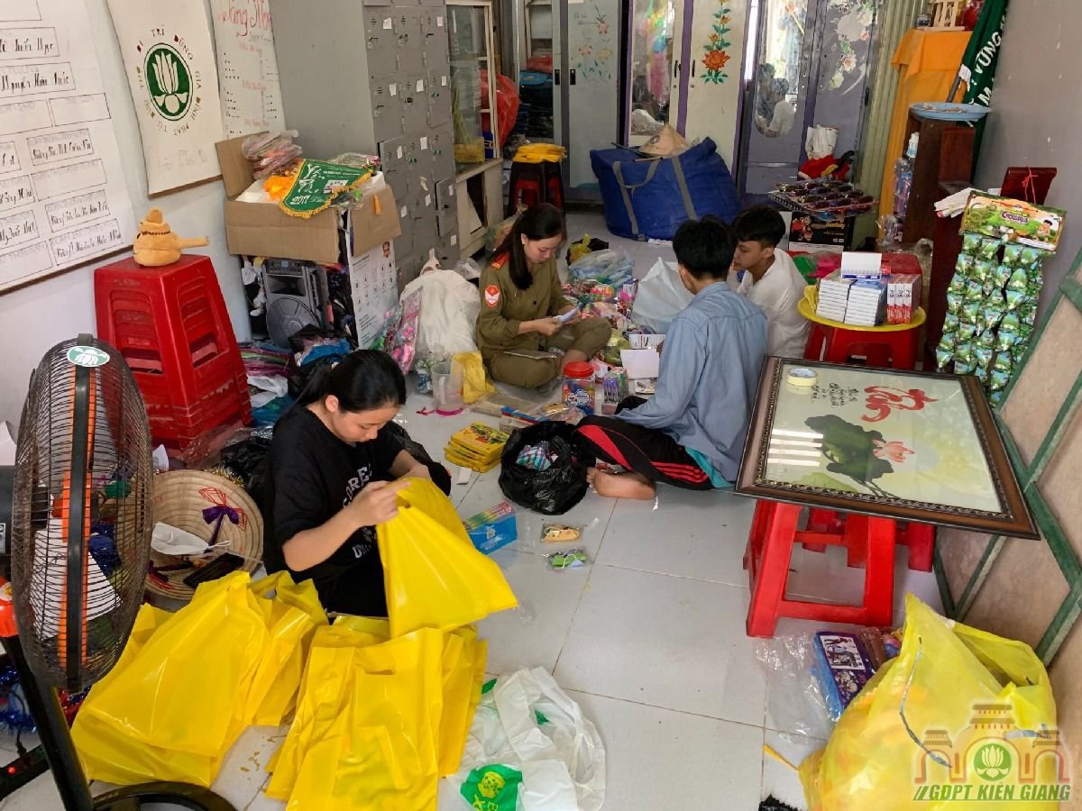 Ngay Hoi Trang Ram Trung Thu Se Chia Gdpt Buu Tho 49