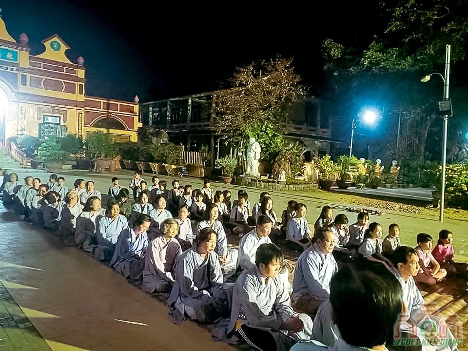 Le Thanh Dao Va Chu Nien 2020 Gia Dinh Phat Tu Tam Bao Tp Ha Tien 04