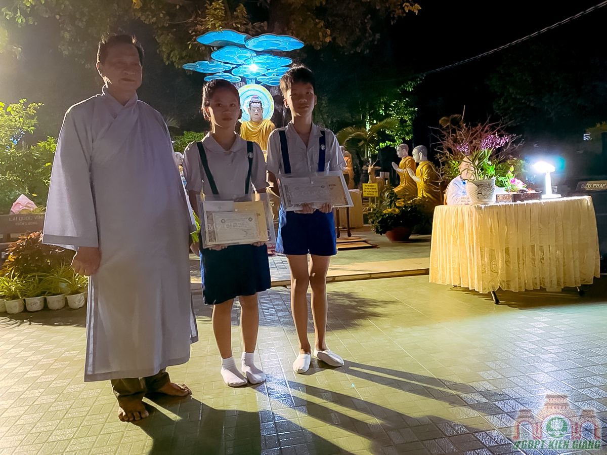 Le Thanh Dao Va Chu Nien 2020 Gia Dinh Phat Tu Tam Bao Tp Ha Tien 13