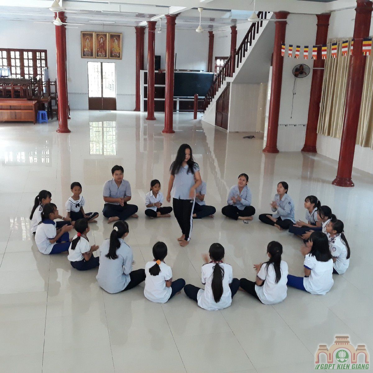 Gdpt Buu Son Hop Mat Chuc Tet Ni Truong Dau Nam Tan Suu 14