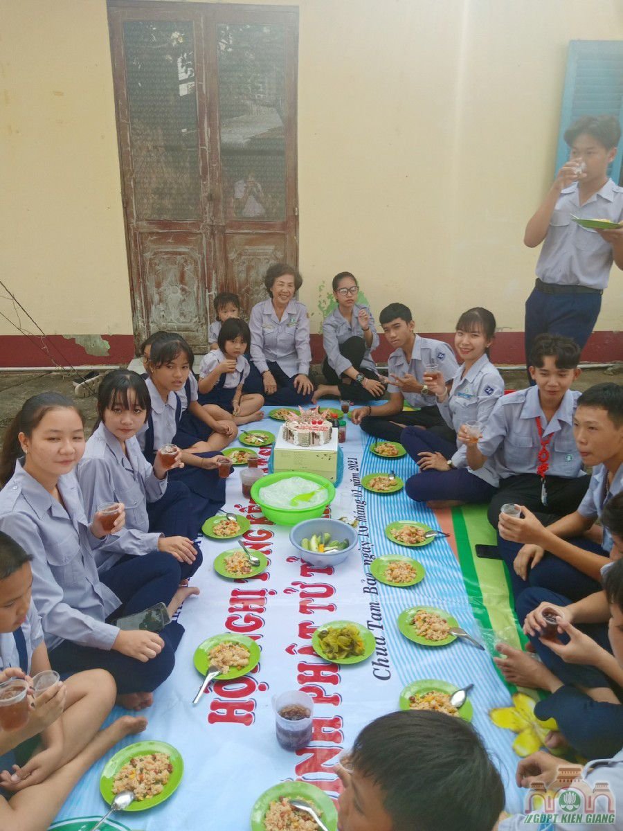 Gdpt Tam Bao Mung Chu Nien Lan Thu 64 02