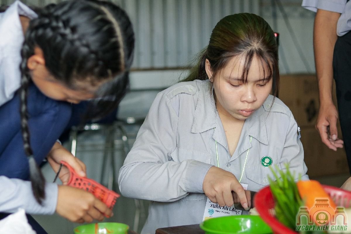 Ban Huynh Truong Gdpt Buu Tho To Chuc Ngay Hoi Xuan Xuan An Lac 48