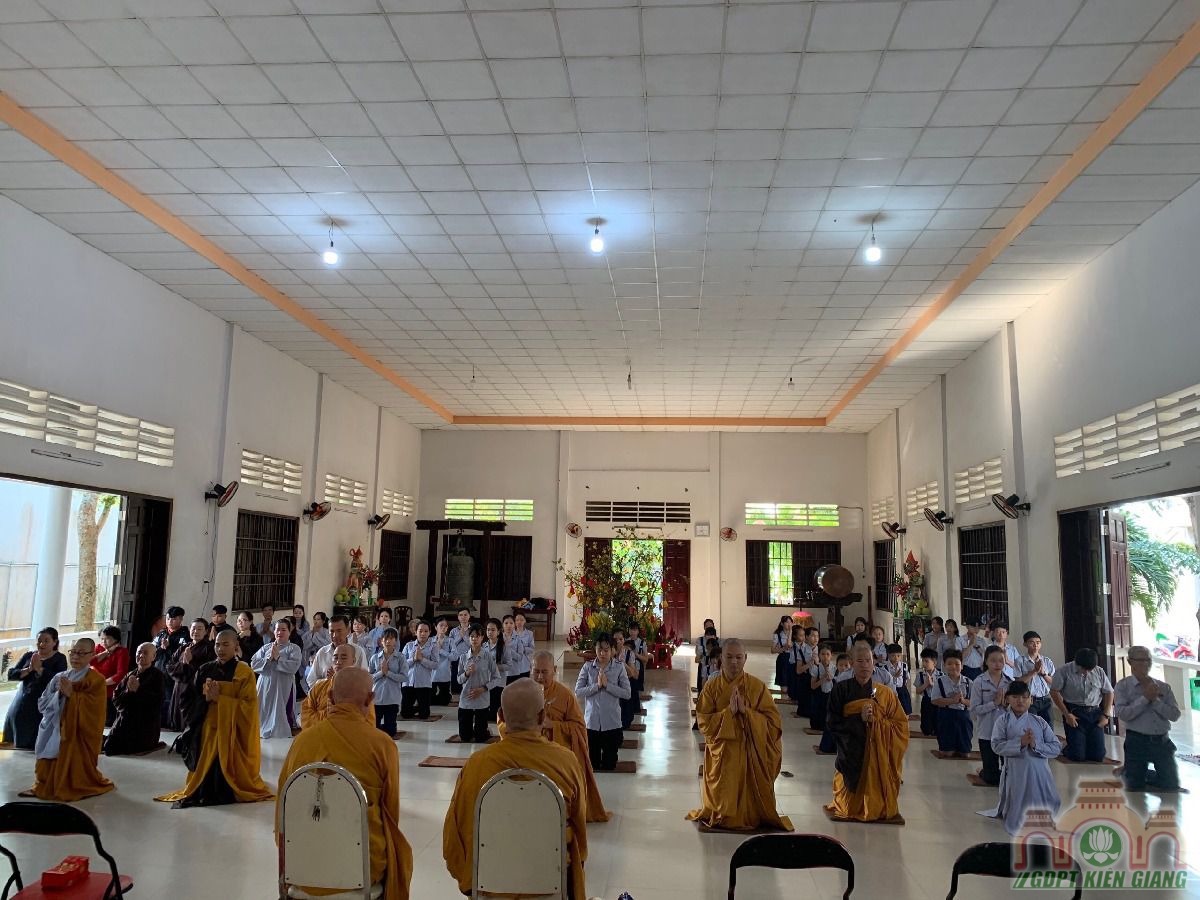 Gdpt Buu Tho To Chuc Buoi Le Mung Tuoi Quy Thay Tet Tan Suu 03