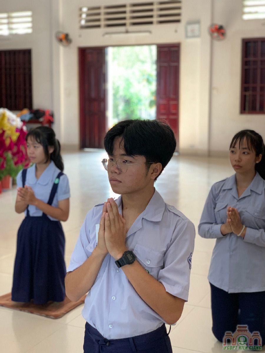 Gdpt Buu Tho To Chuc Buoi Le Mung Tuoi Quy Thay Tet Tan Suu 09