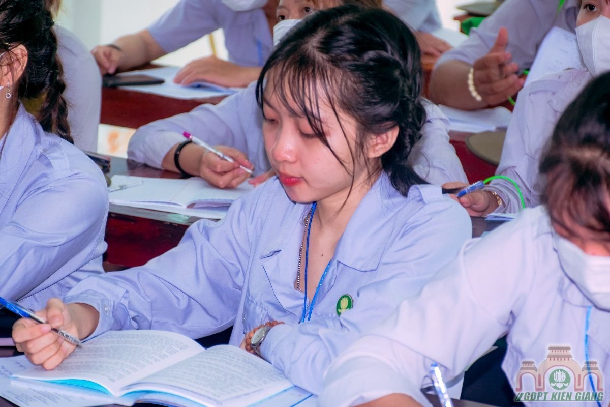 Hinh Anh Sinh Hoat Lien Trai Huan Luyen Loc Uyen A Duc Huyen Trang 2022 30