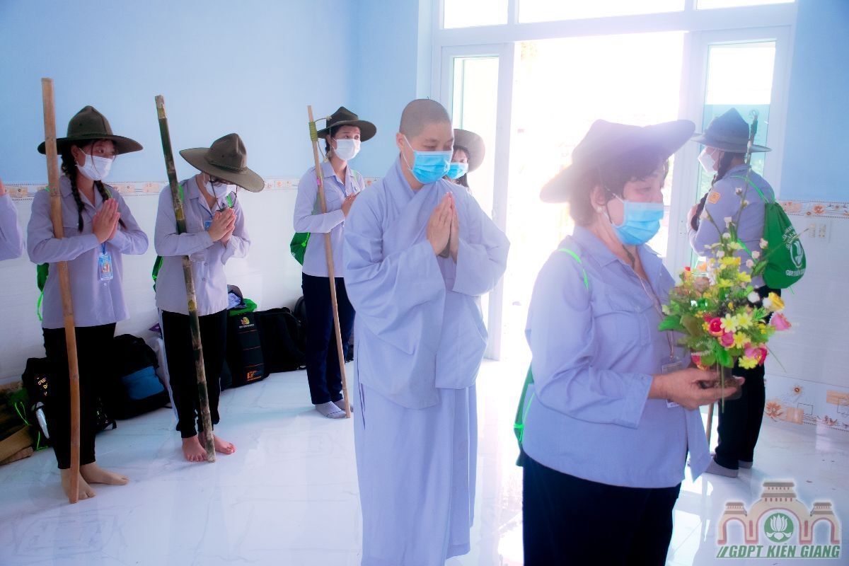 Khai Mac Lien Trai Huan Luyen Loc Uyen A Duc Huyen Trang 2022 06
