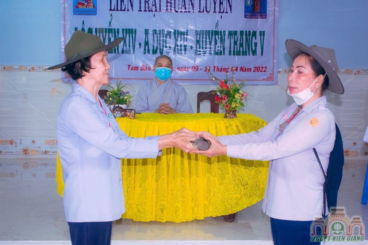 Khai Mac Lien Trai Huan Luyen Loc Uyen A Duc Huyen Trang 2022 12