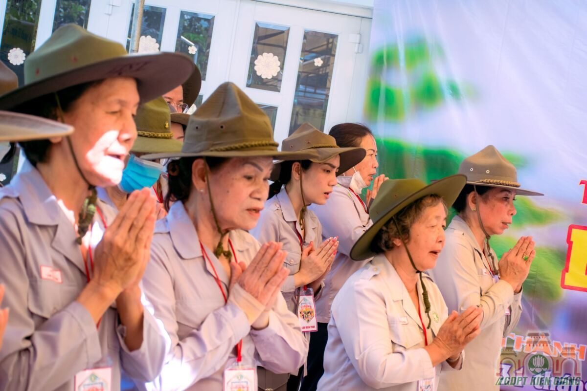 Phan Ban Gdpt Kien Giang Khai Mac Trai Luc Hoa Xii 05
