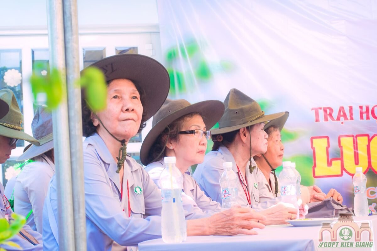 Phan Ban Gdpt Kien Giang Khai Mac Trai Luc Hoa Xii 17