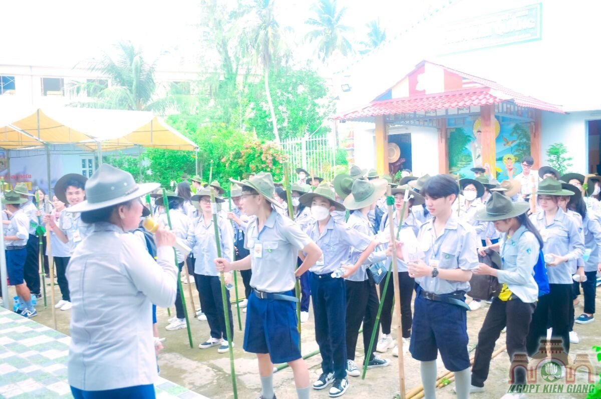 Tro Choi Lon Luc Hoa Xii Trai Nghiem Hanh Trinh Tay Vuc Ky 28