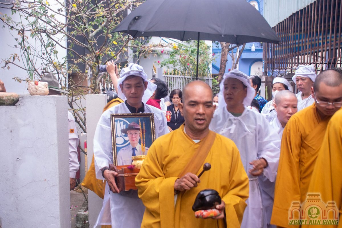 Le Truy Niem Tien Biet Canh Chim Dau Dan Cua Ao Lam Mien Tay Nam Bo 14
