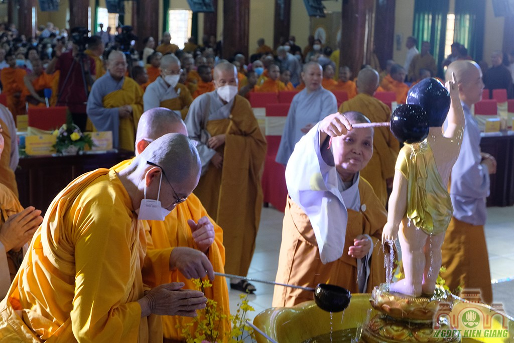 Phat Giao Kien Giang Don Mung Vesak 2567 28