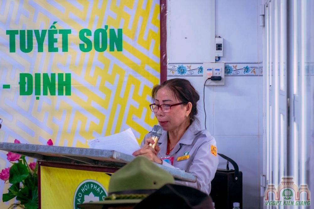 Le Khai Khoa Lien Trai Huan Luyen 13