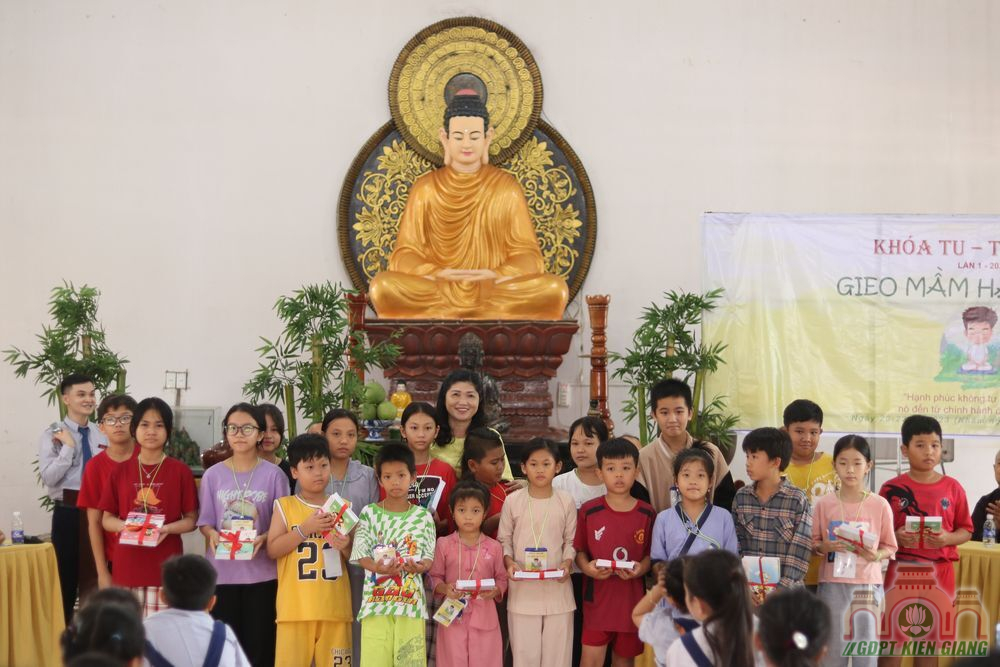 Le Trao Hoc Bong Uom Mam Tri Tue Nam Hoc 2023 2024 Tai Chua Buu Tho 17