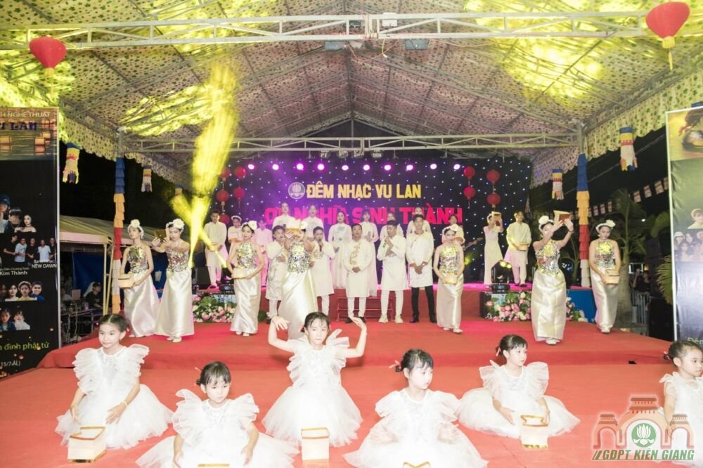 Chuong Trinh Van Nghe Vu Lan 2023 GĐpt Tbht (37)