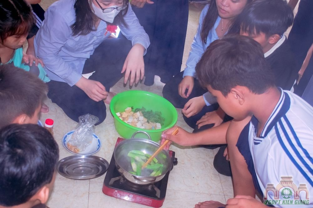 Gdpt Phuoc Thanh Va Gdpt Kim Quang To Chuc Chuong Trinh Ngay Hieu Nhan Mua Vu Lan 2023 21