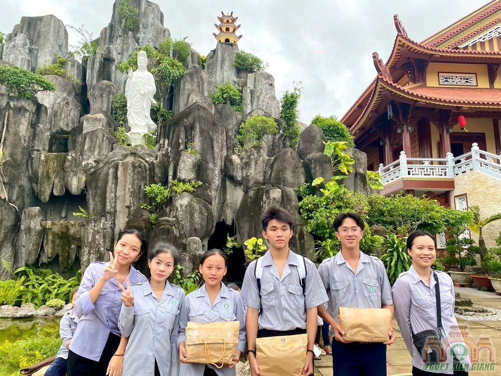 Khoa Tu Hieu 2023 Hanh Trinh Tuong Nho Cha Me Va Gan Ket Gdpt Buu Tho 12