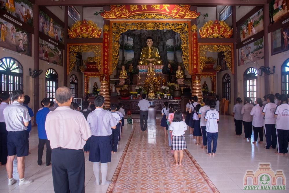Cac Don Vi Tai Rach Gia Vui Choi Trung Thu Cung Cac Em Thieu Nhi Tai Chua Vinh Phuoc 1