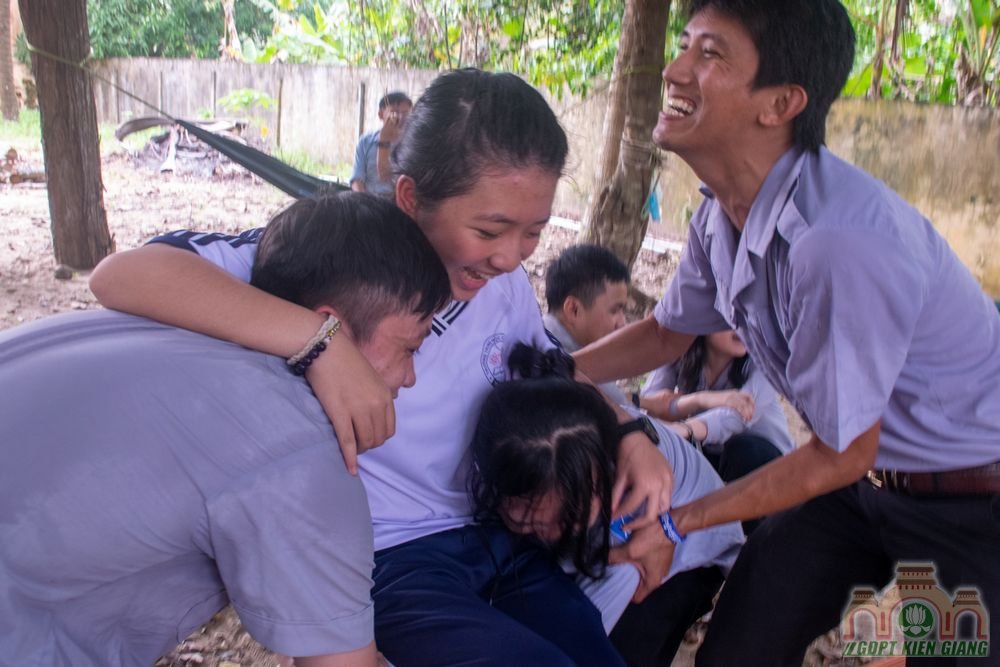 Cac Don Vi Tai Rach Gia Vui Choi Trung Thu Cung Cac Em Thieu Nhi Tai Chua Vinh Phuoc 11