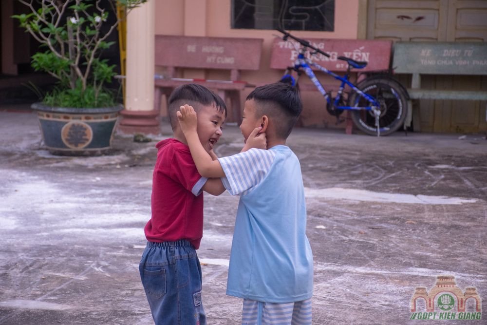 Cac Don Vi Tai Rach Gia Vui Choi Trung Thu Cung Cac Em Thieu Nhi Tai Chua Vinh Phuoc 14