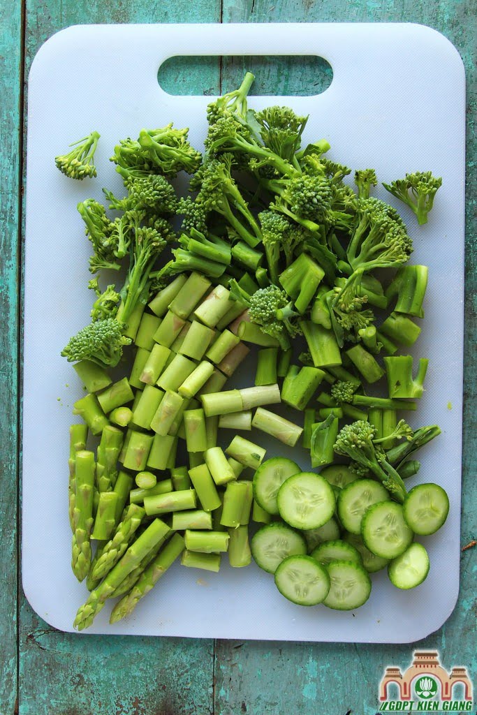 Broccoli Asparagus Cucumber Salad Broccoli Asparagus Cucumber Salad