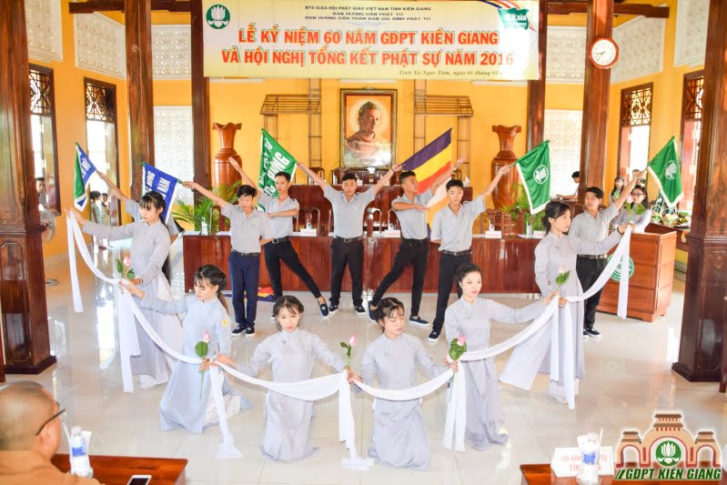 văn nghệ chào mừng