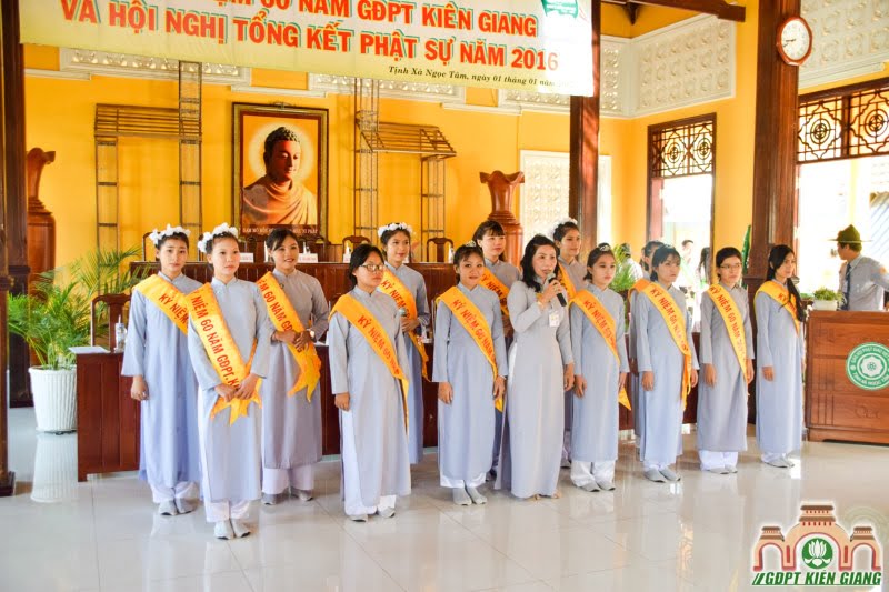 văn nghệ chào mừng