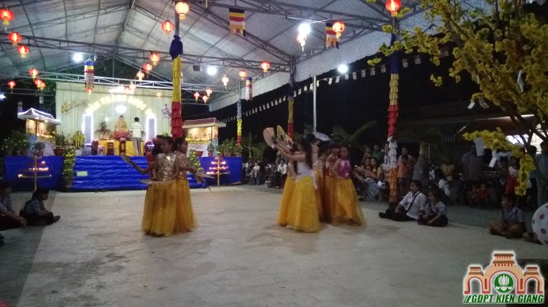GĐPT Tam Bảo (Hà Tiên) tổ chức đêm nguyên tiêu hái lộc đầu năm