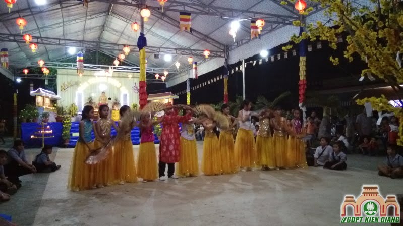 GĐPT Tam Bảo (Hà Tiên) tổ chức đêm nguyên tiêu hái lộc đầu năm