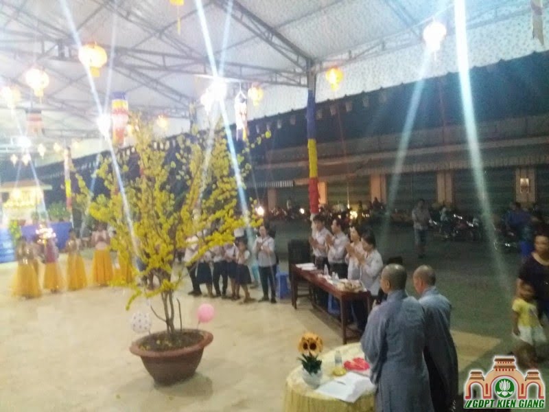 GĐPT Tam Bảo (Hà Tiên) tổ chức đêm nguyên tiêu hái lộc đầu năm