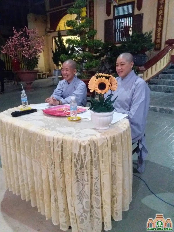 GĐPT Tam Bảo (Hà Tiên) tổ chức đêm nguyên tiêu hái lộc đầu năm