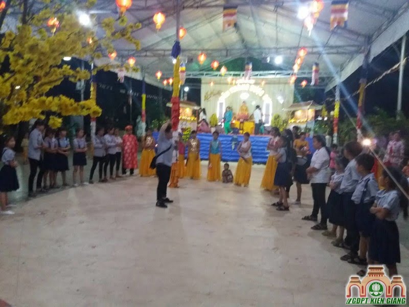 GĐPT Tam Bảo (Hà Tiên) tổ chức đêm nguyên tiêu hái lộc đầu năm