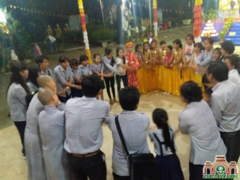 GĐPT Tam Bảo (Hà Tiên) tổ chức đêm nguyên tiêu hái lộc đầu năm