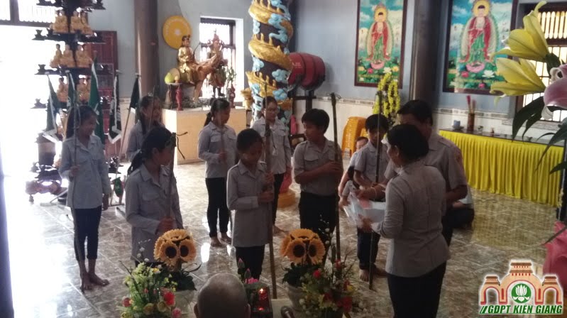 Lễ Lên Đoàn cho đoàn sinh GĐPT Tam Bảo (Hà Tiên)