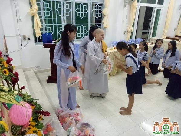 Mùa Trung Thu Ý Nghĩa của GĐPT Tam Bảo (Hà Tiên)
