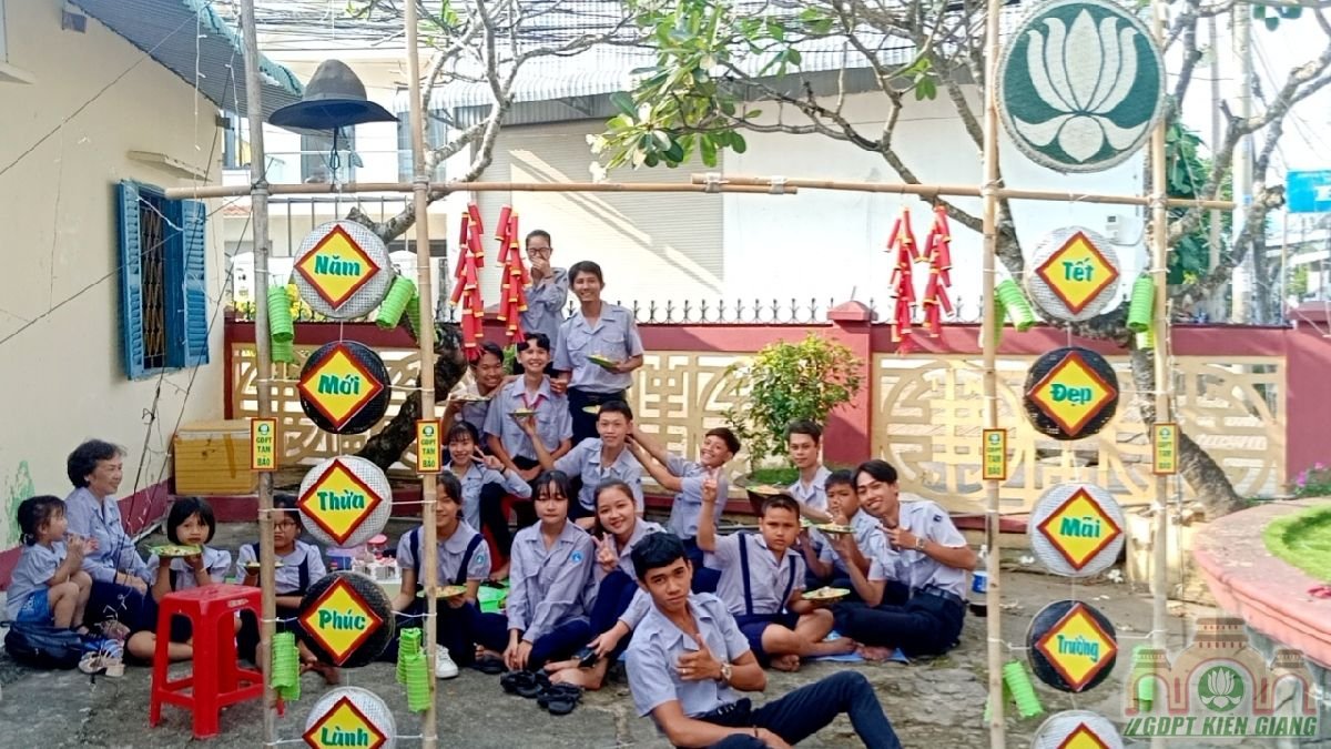 Gdpt Tam Bao Mung Chu Nien Lan Thu 64 05