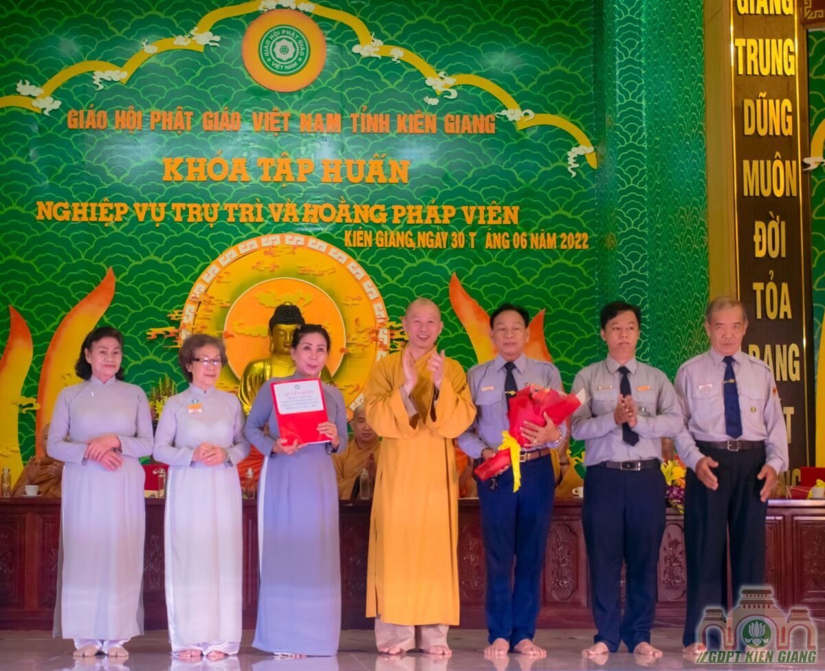 Phan Ban Gdpt Kien Giang Nhiem Ky 2022 2028 Nhan Quyet Dinh Chuan Y Nhan Su 05