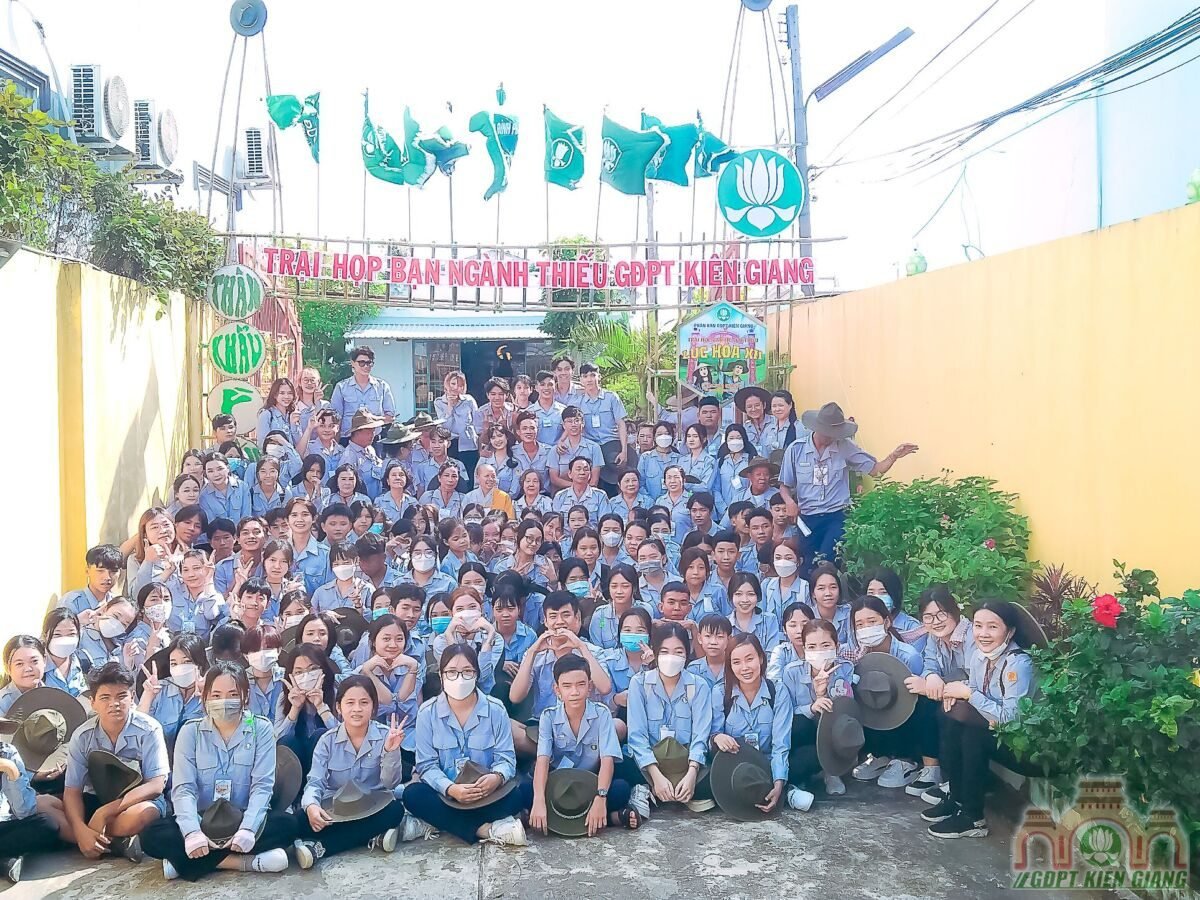 Phan Ban Gdpt Kien Giang Khai Mac Trai Luc Hoa Xii 21