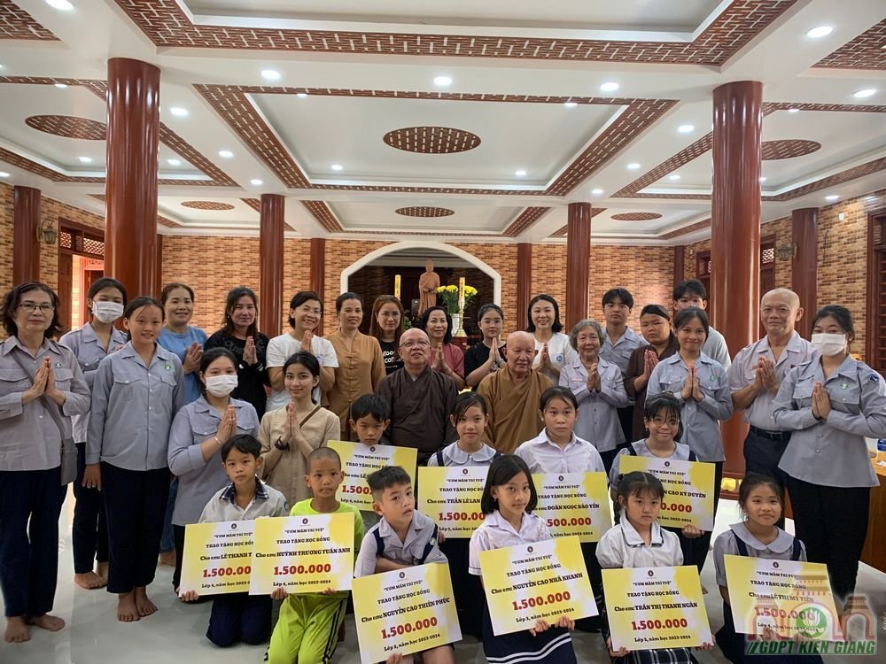 Uom Mam Tri Tue Ket Noi Tinh Lam Hoc Bong Tu Tam Tai Chua Buu Tho 6